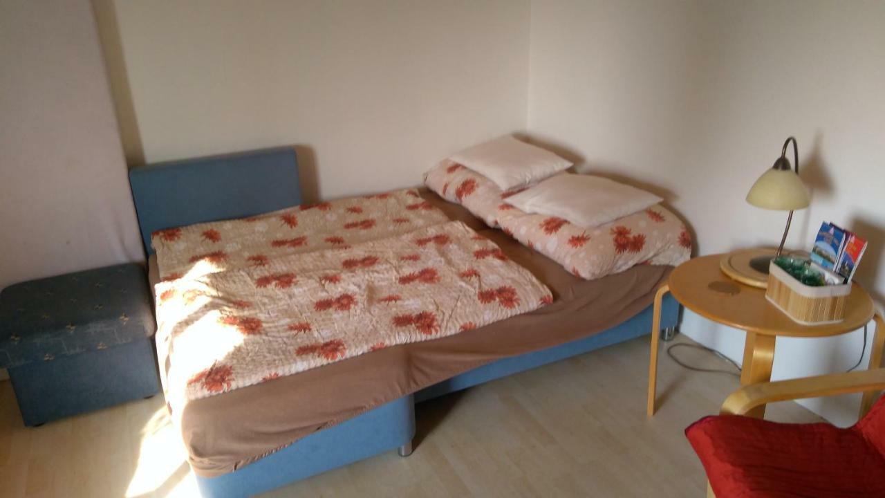 U Babicky A Jeji Psi Smecky Pension Weselitschko Buitenkant foto